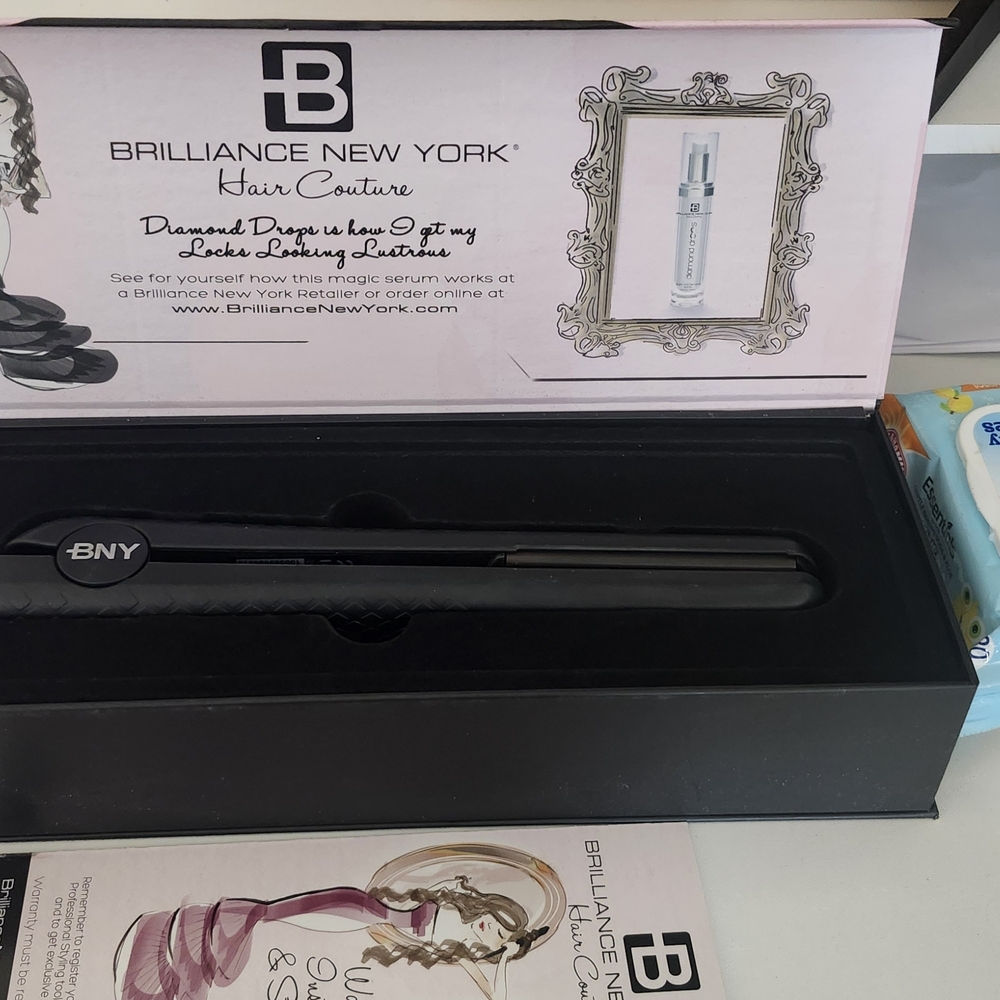 Brilliance New York Black Hair Straightener